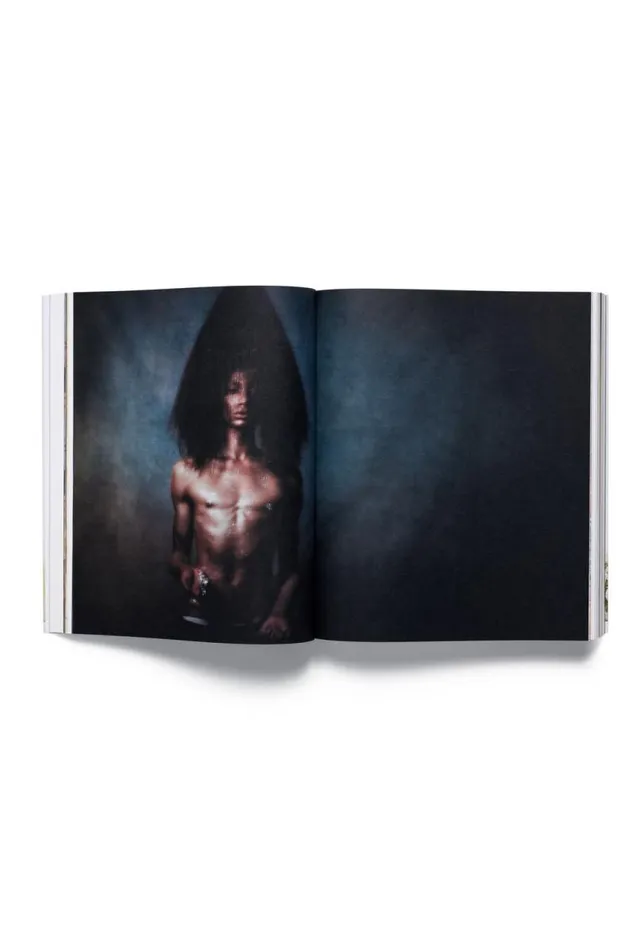 Acne Studios Acne Paper ISSUE 18 House Of Acne Paper One Size Woman Objects
