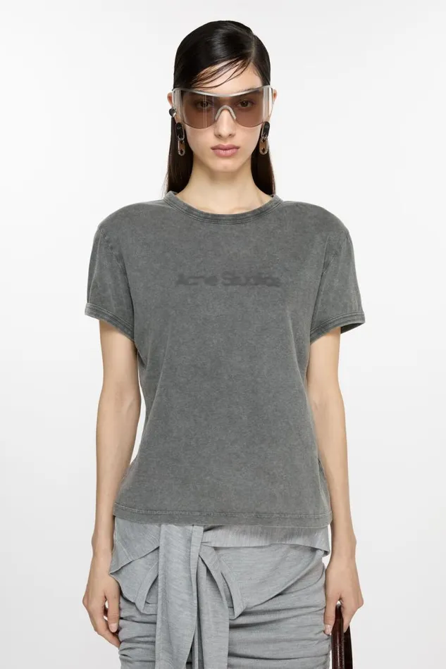 Acne Studios Blurred Logo Tshirt 8211 Fitted Unisex Fit Faded Grey Woman Tshirts Acne Studios Blurred Logo Tshirt 8211 Fitted Unisex Fit Faded Grey Woman Tshirts