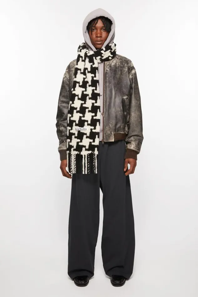 Acne Studios Houndstooth Scarf Whiteblack Woman Scarves