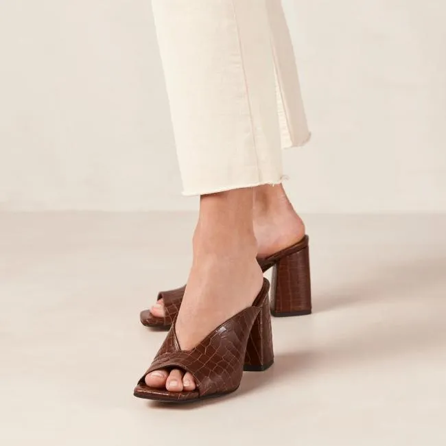ALOHAS Mules Frenchie 8211 Brown Leather Mules 8211 Women