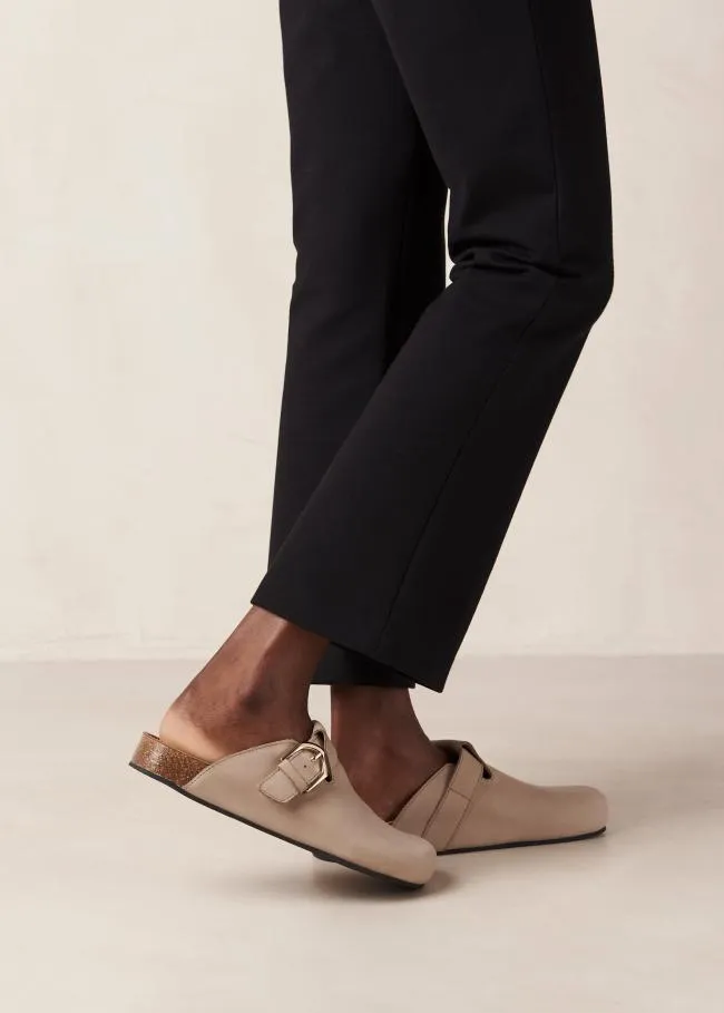 ALOHAS Mules Travis 8211 Grey Leather Clogs 8211 Women