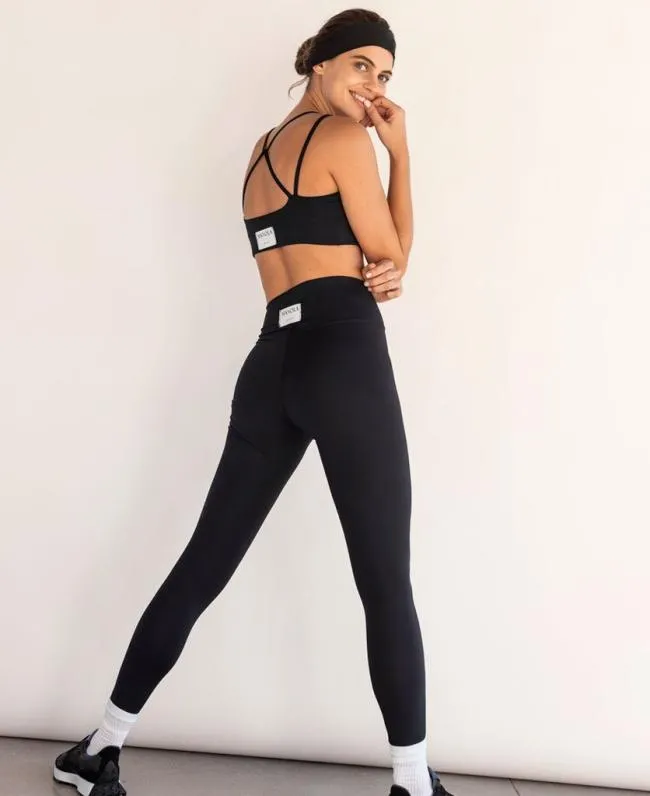 ALOHAS Sportswear Crossed Back 8211 Black Top 8211 Women