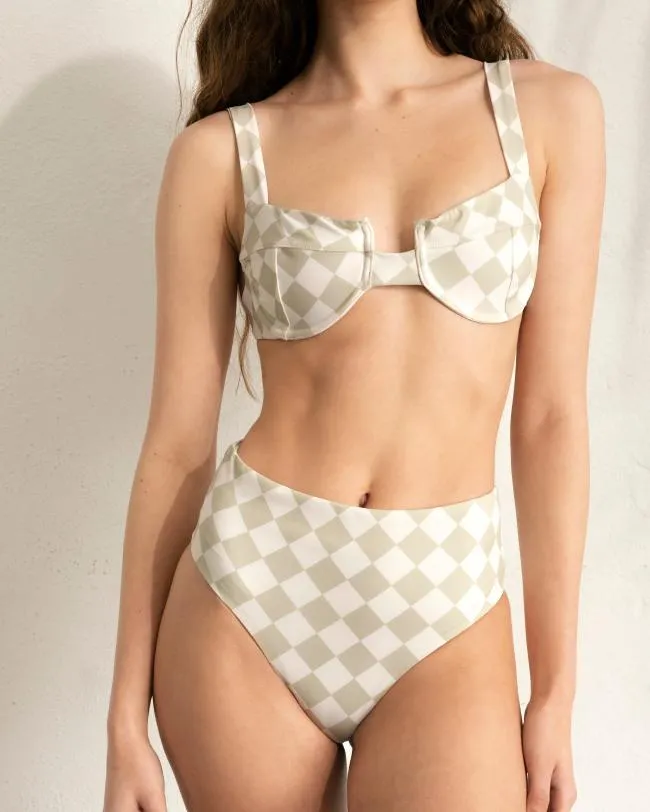 ALOHAS Swimwear The Loop 8211 Green Recycled Nylon Bikini Top 8211 Women