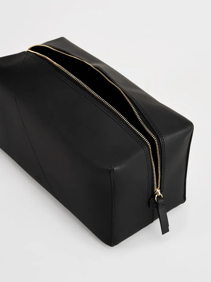 ATP Atelier Beauty Bags Pomaia Black Leather Beauty Bag Black 8211 Women