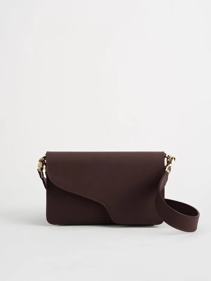 ATP Atelier Crossbody Bags Assisi Walnut Leather Shoulder Bag Walnut 8211 Women ATP Atelier Crossbody Bags Assisi Walnut Leather Shoulder Bag Walnut 8211 Women
