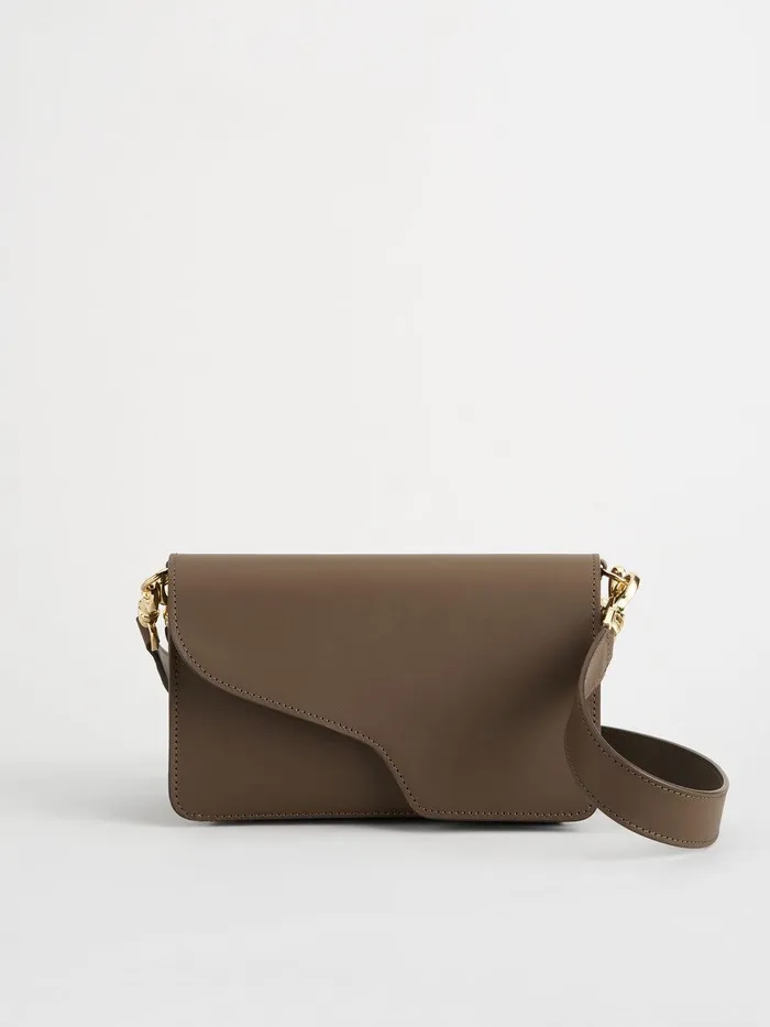 ATP Atelier Icon Bags Assisi Khaki Brown Leather Shoulder Bag Khaki Brown 8211 Women ATP Atelier Icon Bags Assisi Khaki Brown Leather Shoulder Bag Khaki Brown 8211 Women