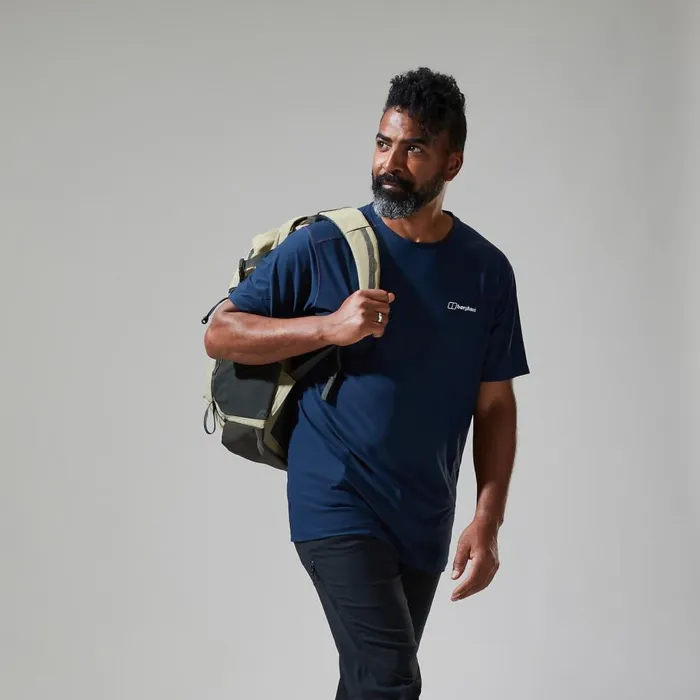 Berghaus TShirts 247 Tech Tee Super Stretch Crew 8211 Dark Blue 8211 Men