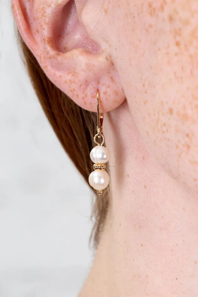 Brandy Melville Jewelry Pearl Drop Earrings Gold 8211 Women Brandy Melville Jewelry Pearl Drop Earrings Gold 8211 Women