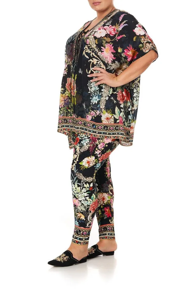 Camilla Extended Sizes Women Leggings Hampton Hive