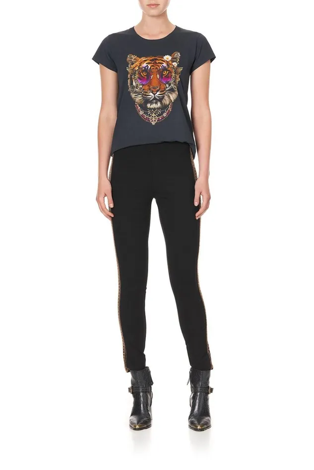 Camilla Tees Women Curved Hem Fitted Tee Drifting Dreamer