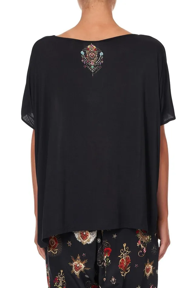 Camilla Tees Women Loose Fit Round Neck Tee Montagues Capulet