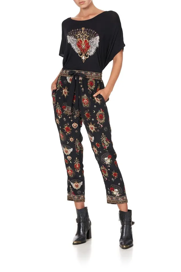 Camilla Tees Women Loose Fit Round Neck Tee Montagues Capulet