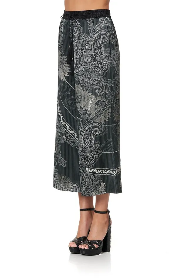 Camilla Trousers and Leggings Women Cropped Lounge Pant Tale Of The Fire Bird