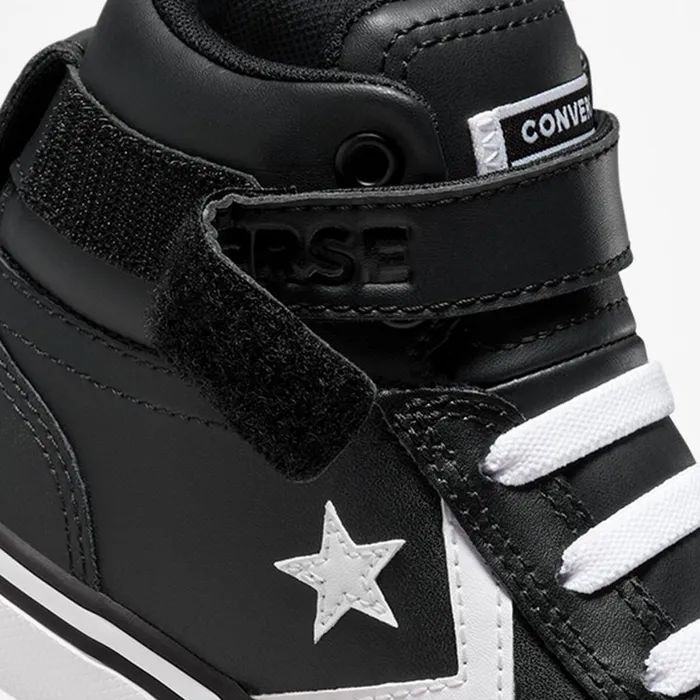 Converse SlipOns Pro Blaze Easy On Blackwhitewhite 8211 Kids