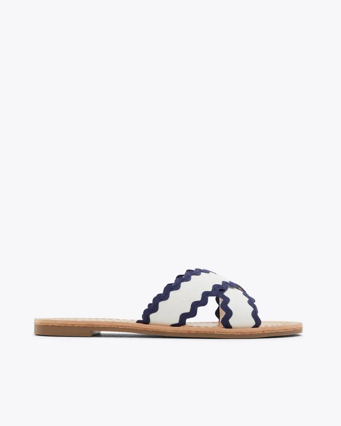 Draper James Shoes Women Colorblock Piper Flat Sandals In Magnolia White