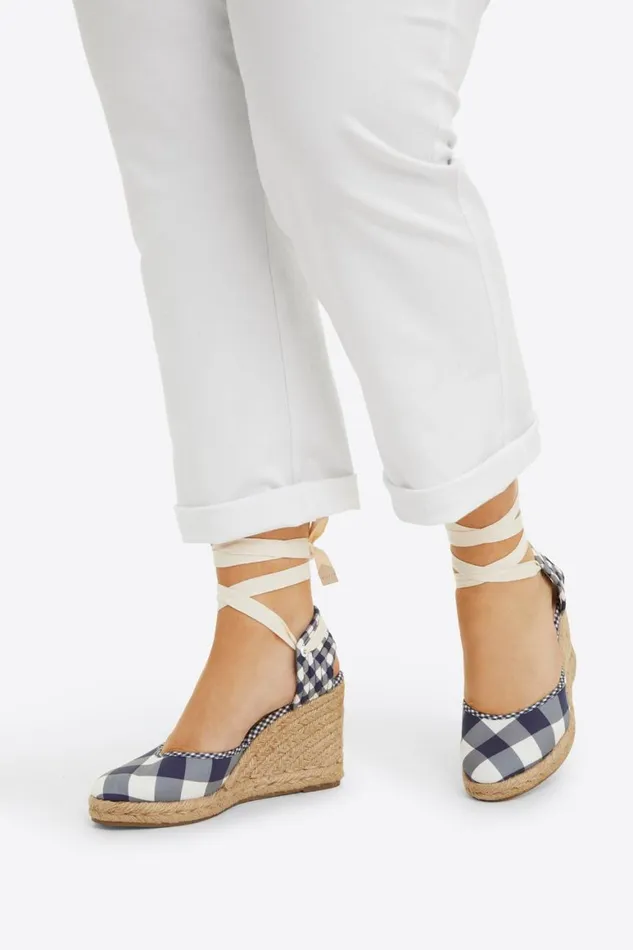 Draper James Shoes Women Olivia Espadrille Wedges In Navy Gingham