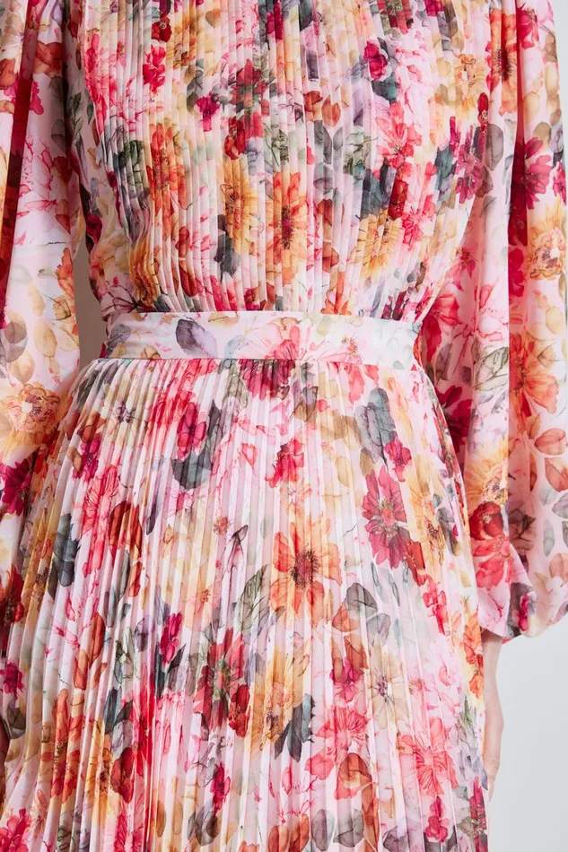 Elie Tahari Dresses and Jumpsuits Pleated Floral Midi Dress Wonderland Print 8211 Women