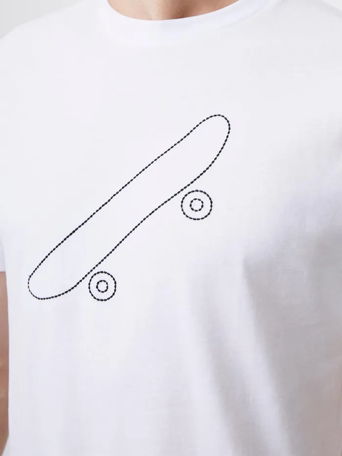 French Connection Embroidered Skateboard Graphic TShirt White Man TShirts and Polo Shirts