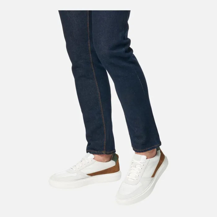 Geox Sneakers DEIVEN MAN Off WhiteCognac Low Top Sneakers Off Whitecognac 8211 Man
