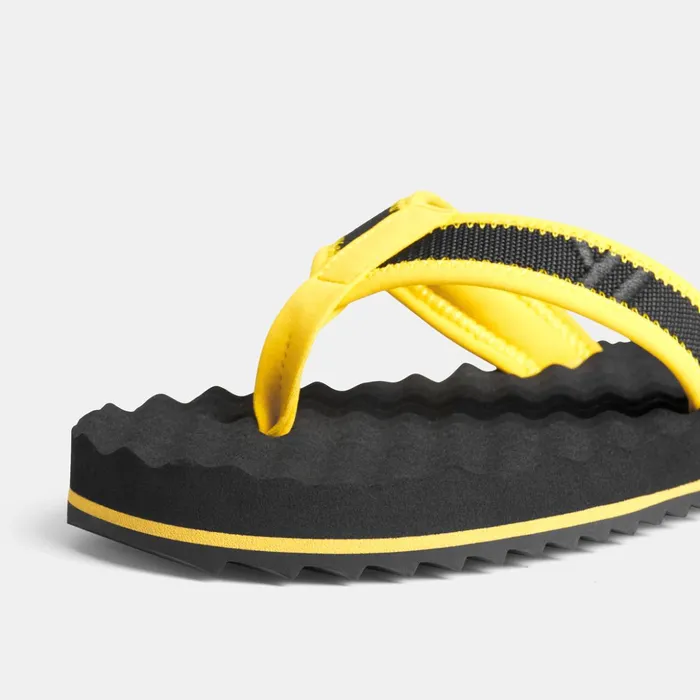 James Perse Kids Footwear YOSEMITE Sport Flip Flop Kids Blackyellow 8211 MenWomen