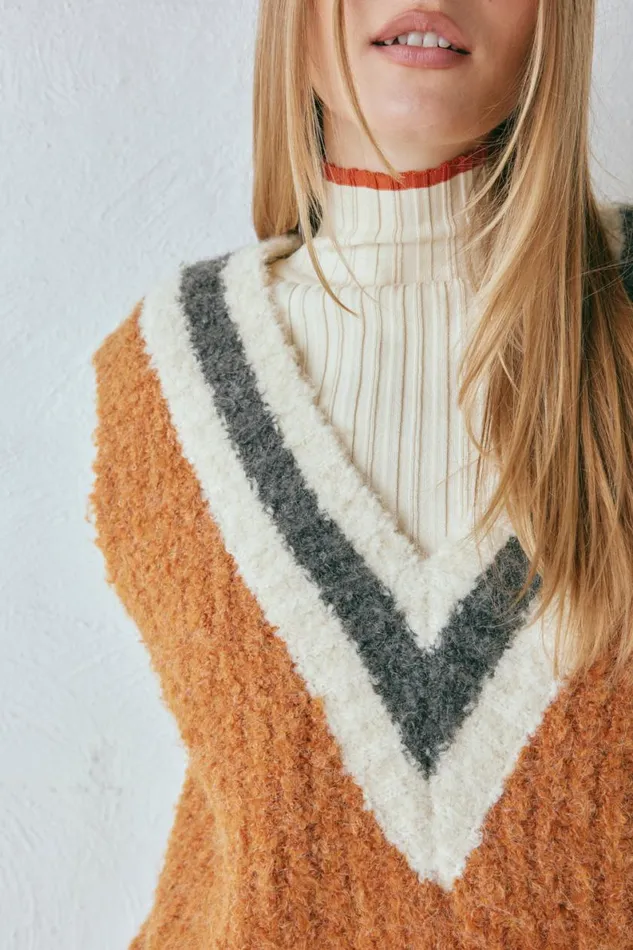 JumpersSweaters Women VRG GRL Macy Knit Vest Burnt Orange JumpersSweaters Women VRG GRL Macy Knit Vest Burnt Orange