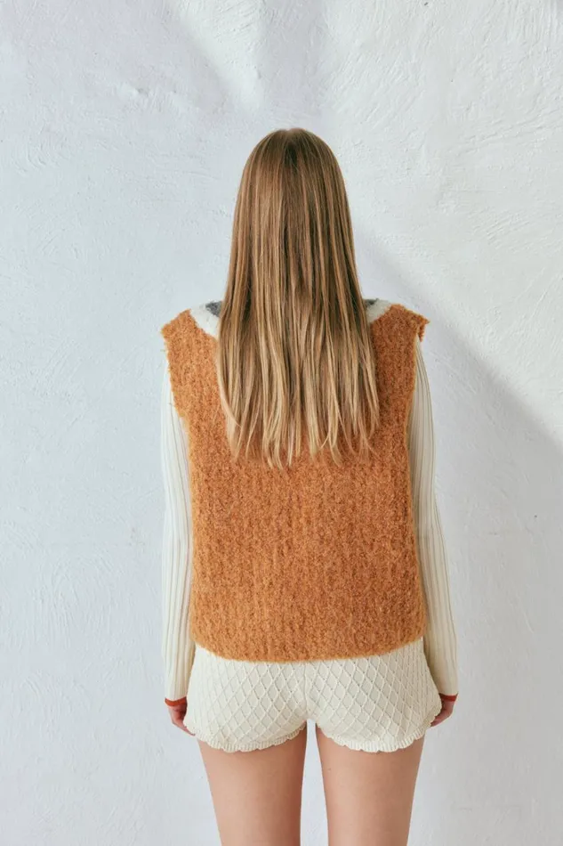 JumpersSweaters Women VRG GRL Macy Knit Vest Burnt Orange JumpersSweaters Women VRG GRL Macy Knit Vest Burnt Orange