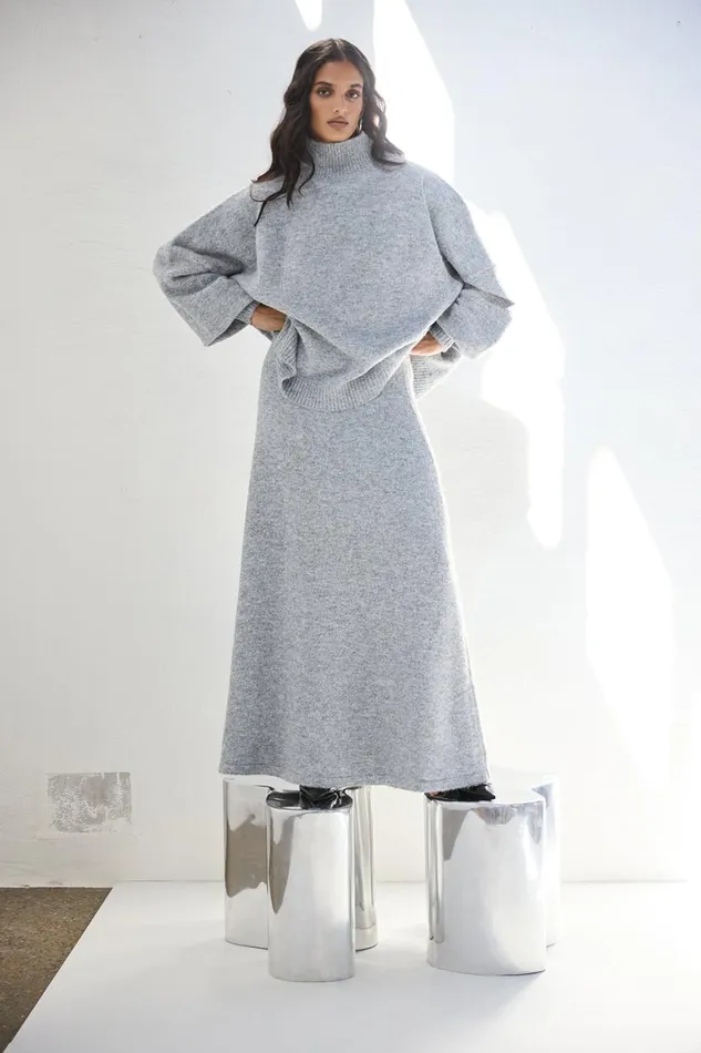 JumpersSweaters Women VRG GRL Yumi Knit Jumper Grey Marle JumpersSweaters Women VRG GRL Yumi Knit Jumper Grey Marle