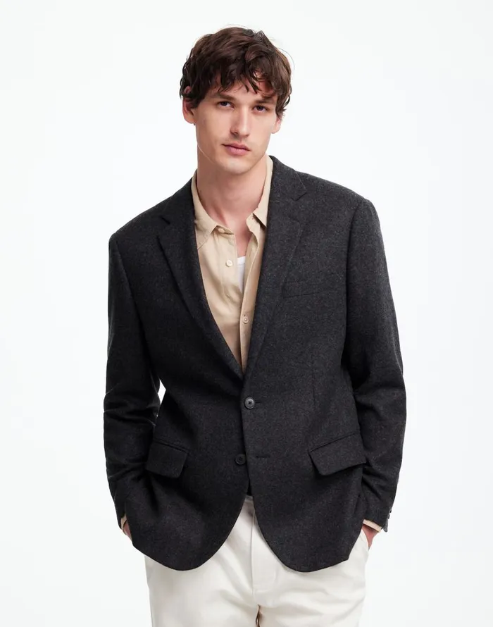 Madewell The Roebling TwoButton Blazer In Italian Fabric Hthr Charcoal Men Suiting Madewell The Roebling TwoButton Blazer In Italian Fabric Hthr Charcoal Men Suiting
