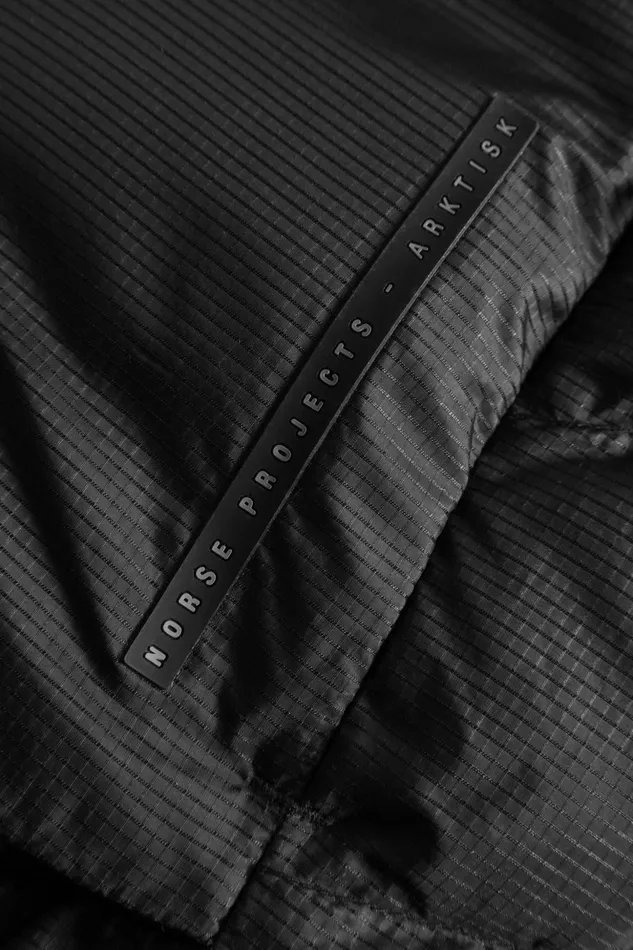 Men Norse Projects Outerwear Pasmo Rip Down Jacket Black