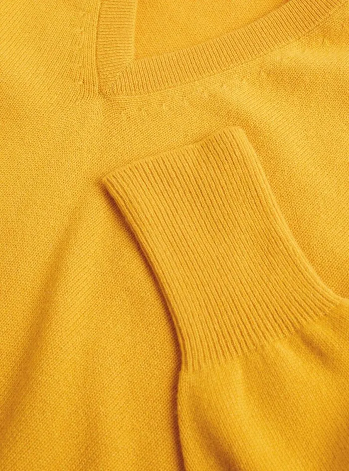 Men Paul Stuart Sweaters Classic Cashmere Double Ply VNeck Sweater Saffron
