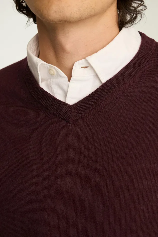 Men Washable Merino VNeck Sweater Maroon Bonobos Crew and VNeck Sweaters