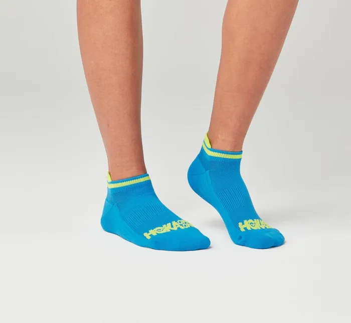 MenWomen All Gender Performance NoShow Sock Diva Blue Citrus HOKA ONE ONE Socks