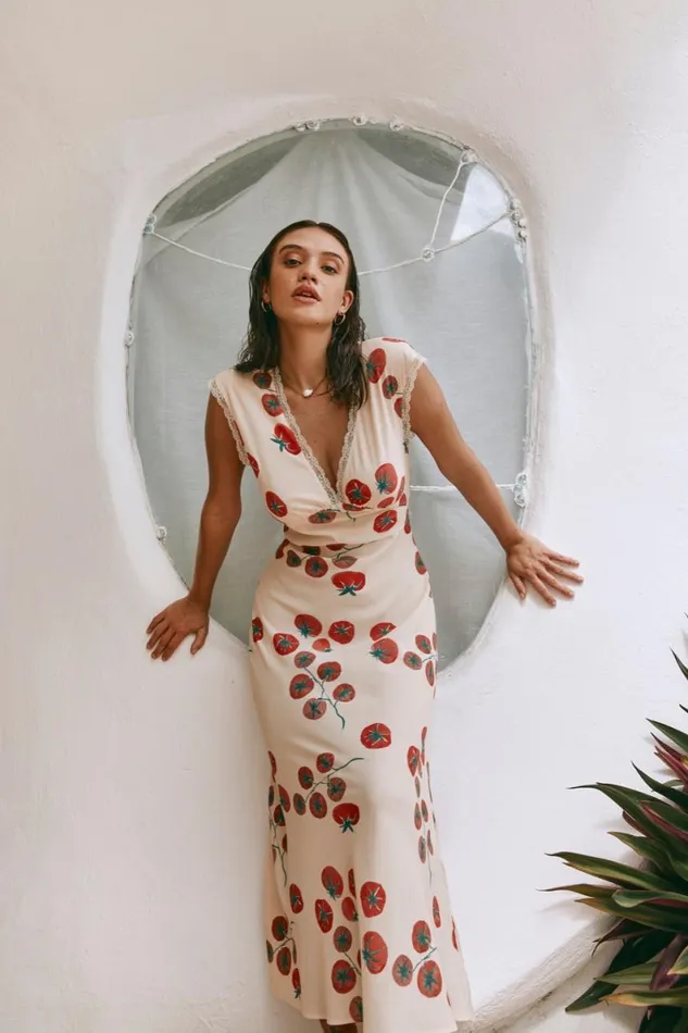 MidiMaxi Dresses Women VRG GRL Vintage Lover Bias Cut Maxi Dress Roma MidiMaxi Dresses Women VRG GRL Vintage Lover Bias Cut Maxi Dress Roma