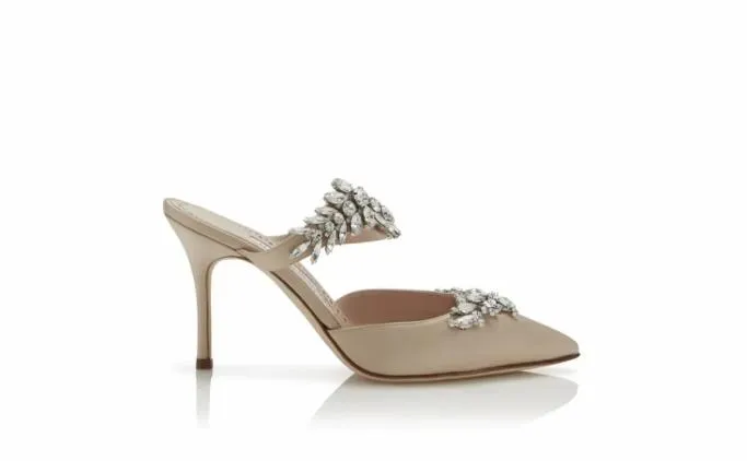 Mules Women Manolo Blahnik LURUMChampagne Satin Crystal Embellished Mules Mules Women Manolo Blahnik LURUMChampagne Satin Crystal Embellished Mules