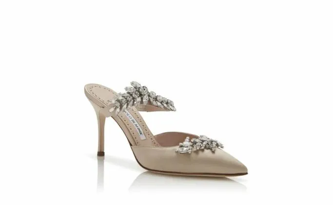 Mules Women Manolo Blahnik LURUMChampagne Satin Crystal Embellished Mules Mules Women Manolo Blahnik LURUMChampagne Satin Crystal Embellished Mules