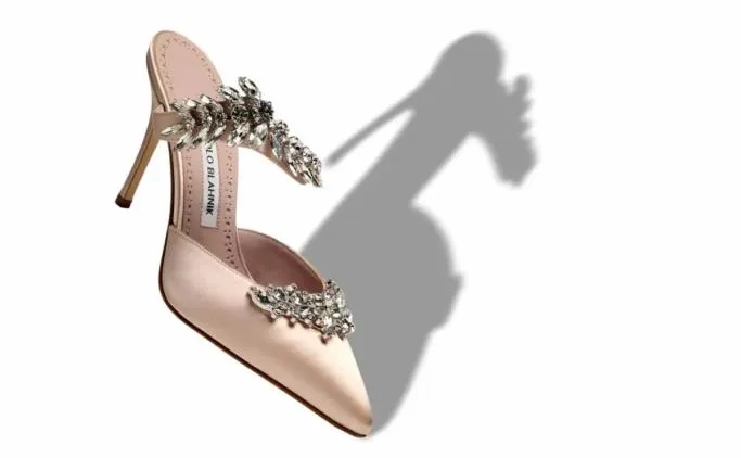Mules Women Manolo Blahnik LURUMLight Beige Satin Crystal Embellished Mules