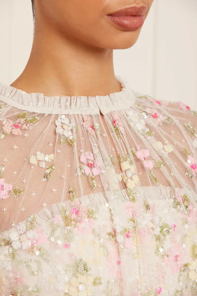 Needle and Thread Freesia Shimmer Midaxi Cape Champagne Women Capes Needle and Thread Freesia Shimmer Midaxi Cape Champagne Women Capes