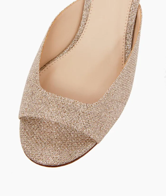 Pelle Moda Mika 2 Low Heel 8211 Gold Platinum Gold Metallic Textile Women Low Heels Pelle Moda Mika 2 Low Heel 8211 Gold Platinum Gold Metallic Textile Women Low Heels