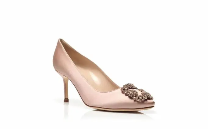 Pumps Women Manolo Blahnik HANGISI 70Beige Satin Jewel Buckle Pumps Pumps Women Manolo Blahnik HANGISI 70Beige Satin Jewel Buckle Pumps