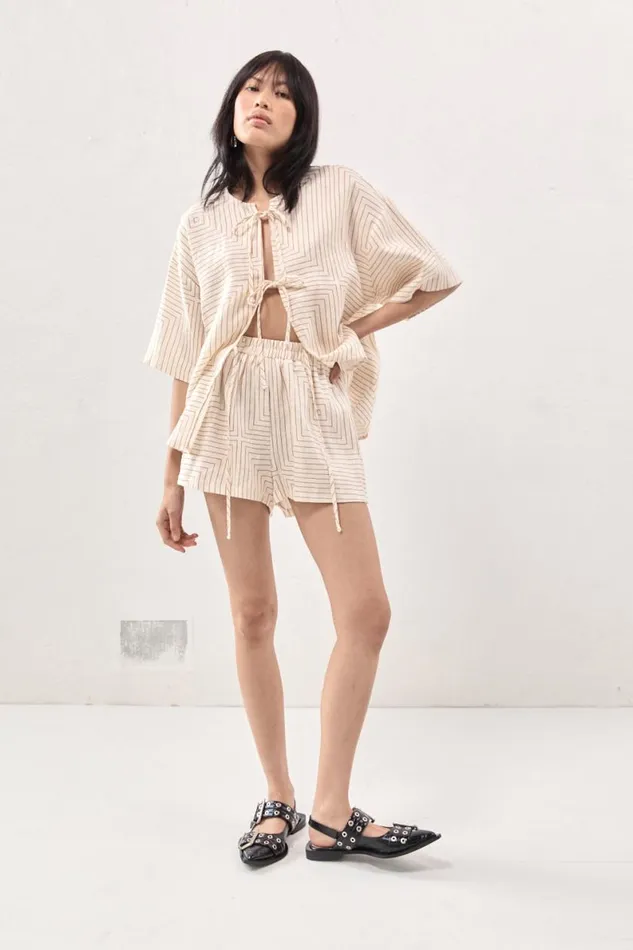 Shorts Women VRG GRL Sunny Linen Shorts Juno
