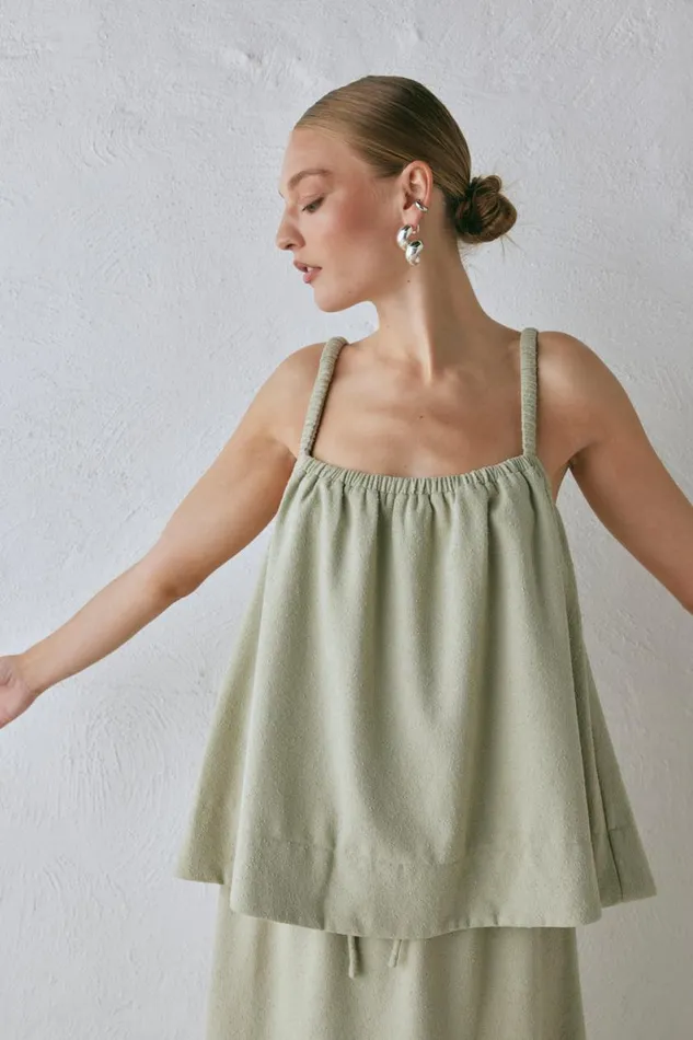 Sleeveless Women VRG GRL Etta Top Sage Sleeveless Women VRG GRL Etta Top Sage