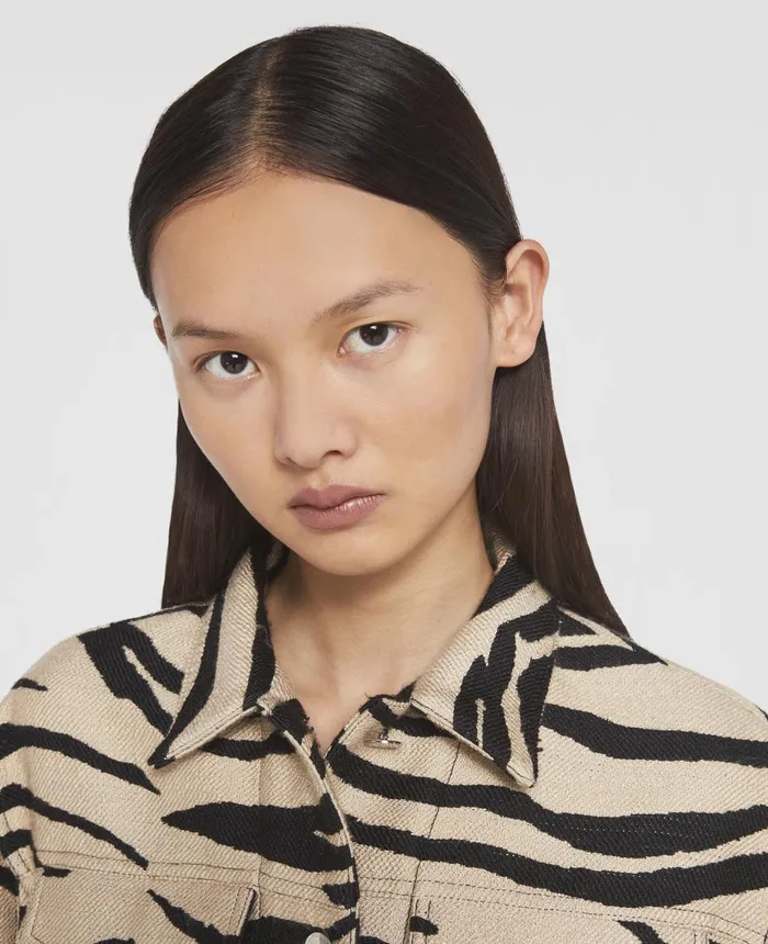 Stella McCartney Tiger Print Jacquard Utility Jacket Raffia Women Coats And Jackets Stella McCartney Tiger Print Jacquard Utility Jacket Raffia Women Coats And Jackets