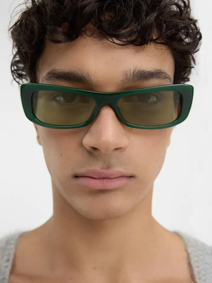 The Capri Sunglasses Dark Green WomenMen JACQUEMUS Sunglasses The Capri Sunglasses Dark Green WomenMen JACQUEMUS Sunglasses