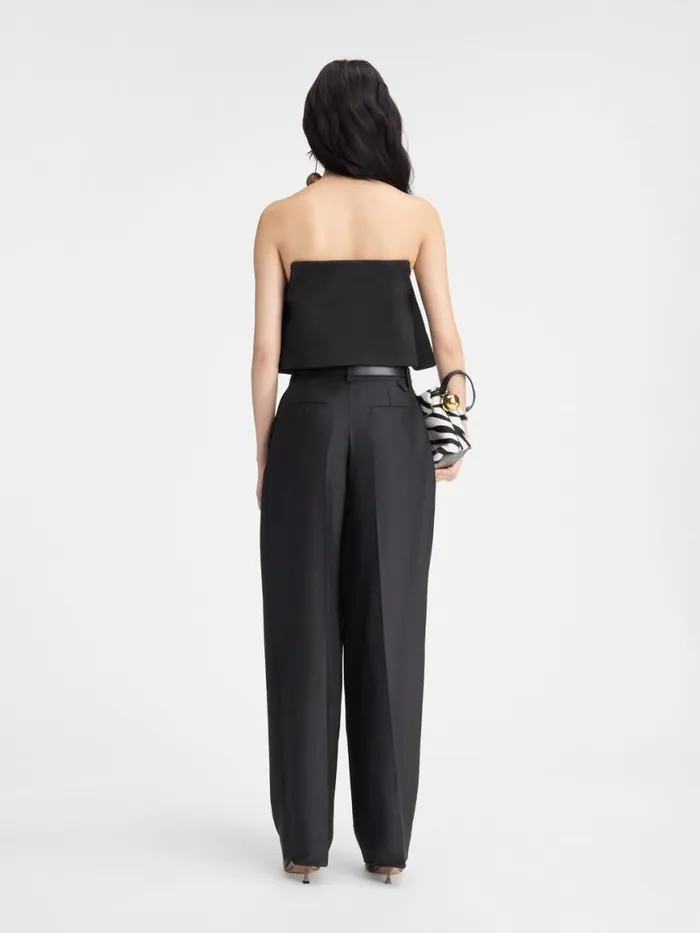 The Curzio Pants Black Women JACQUEMUS Trousers and Shorts The Curzio Pants Black Women JACQUEMUS Trousers and Shorts