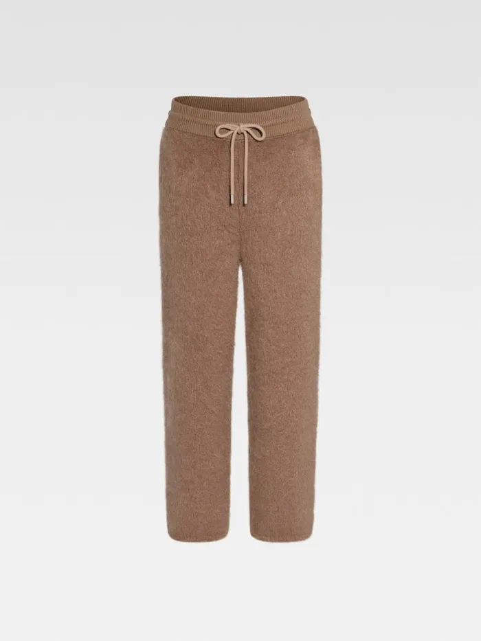 The Nuvola Pants Camel WomenMen JACQUEMUS Trousers and Shorts The Nuvola Pants Camel WomenMen JACQUEMUS Trousers and Shorts