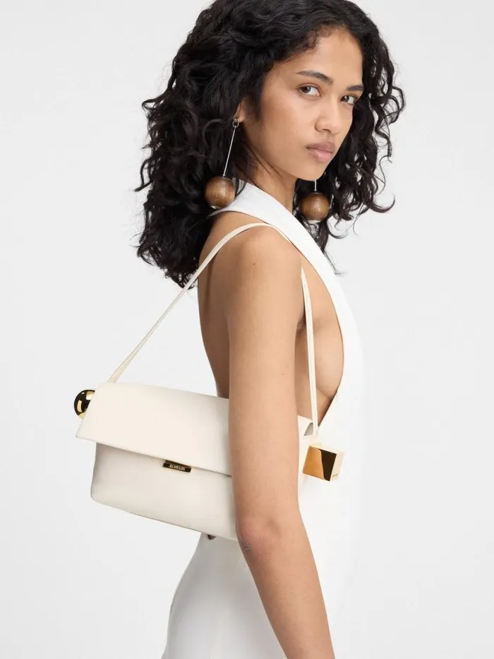 The Rond Carr Light Ivory Women JACQUEMUS Shoulder Bags The Rond Carr Light Ivory Women JACQUEMUS Shoulder Bags