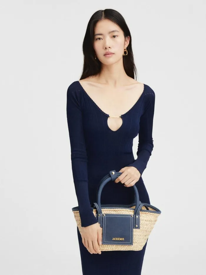 The Small Soli Basket Dark Navy Women JACQUEMUS Crossbody and Handbags The Small Soli Basket Dark Navy Women JACQUEMUS Crossbody and Handbags