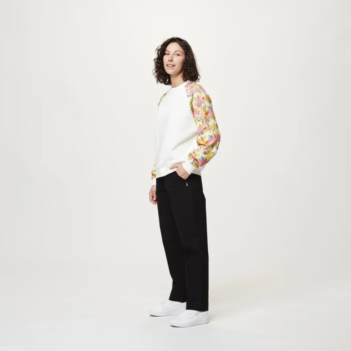 Woman BLAYR CREW Picture Organic Clothing Sweats and Hoodies