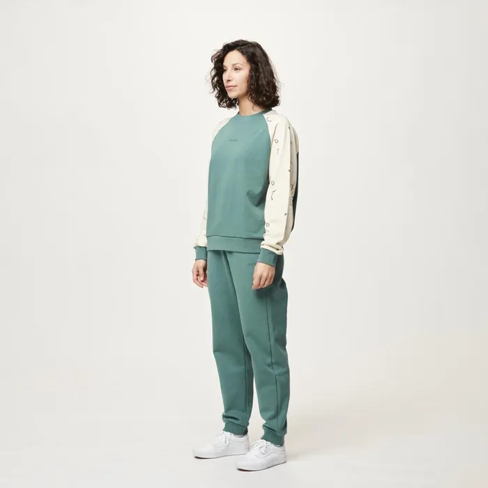 Woman BLAYR CREW Picture Organic Clothing Sweats and Hoodies
