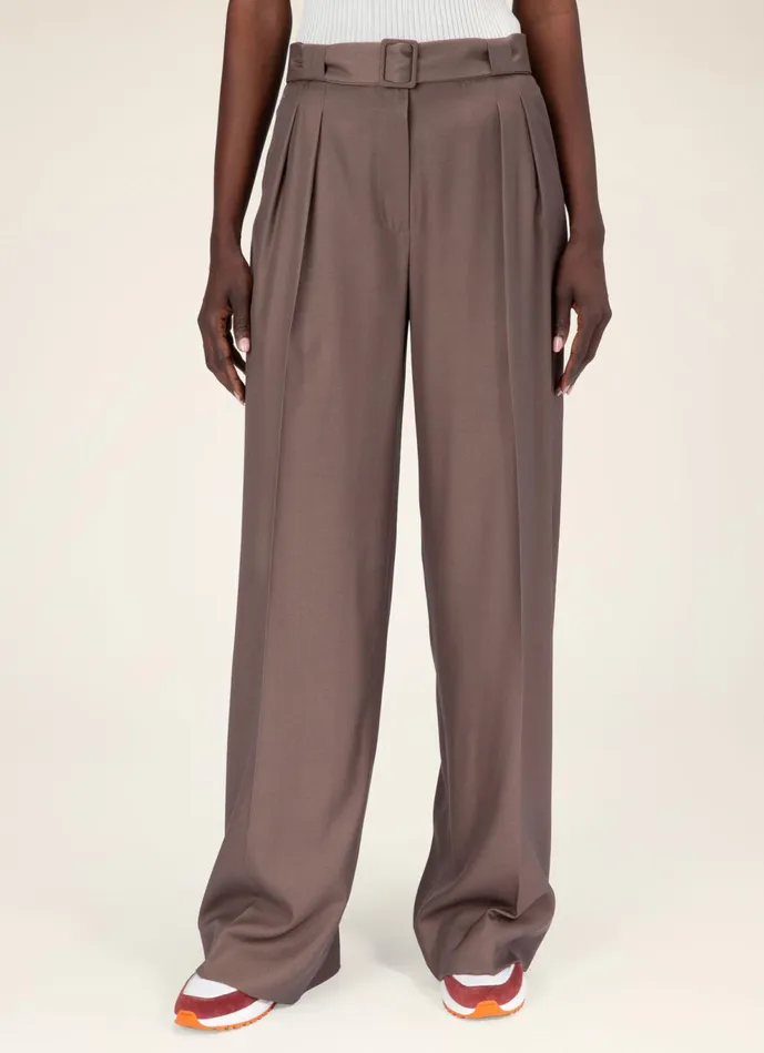 Women Bally Pants Belted Trousers 8211 Silk and Wool Pants In Beige